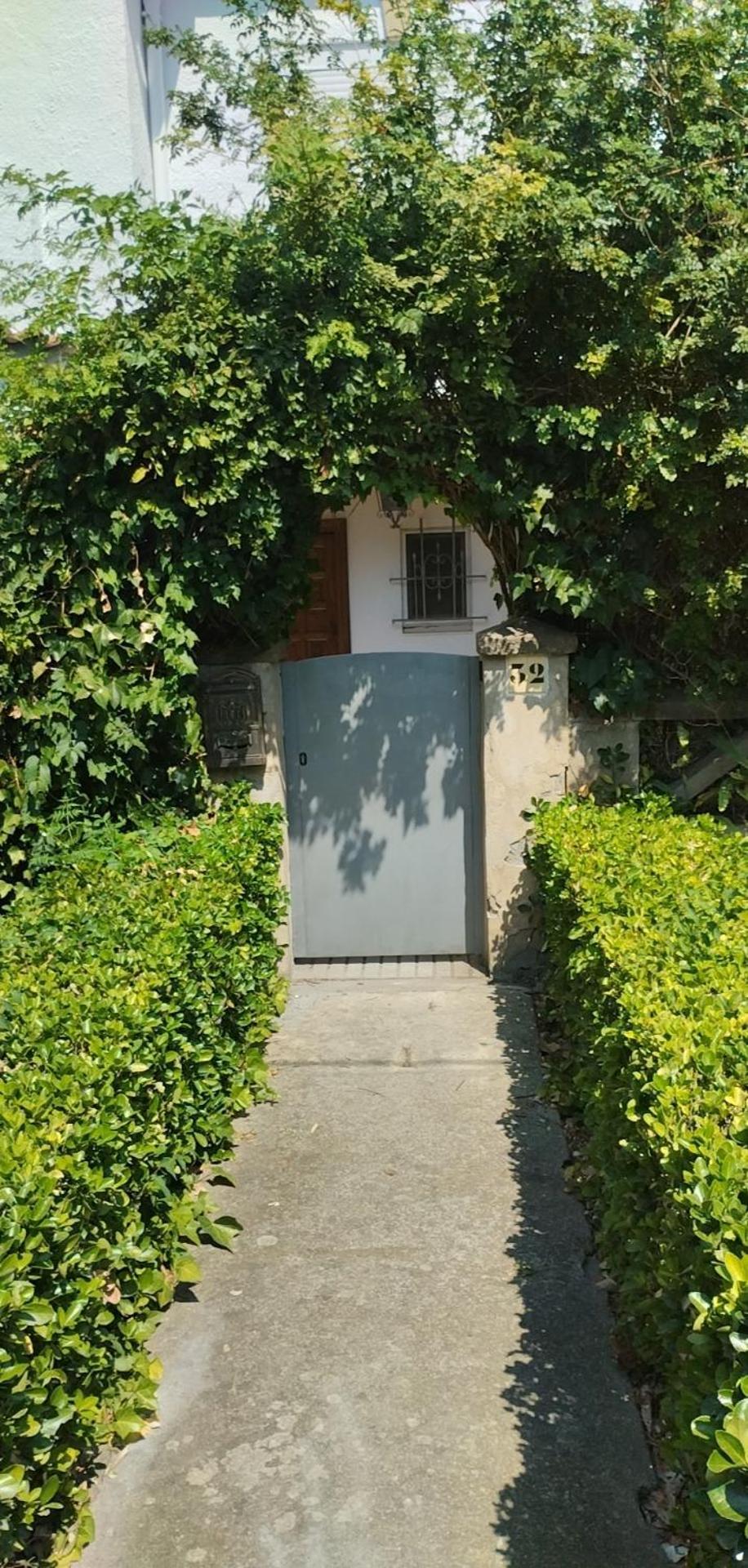 Casa Centrica En Girona Villa Bagian luar foto